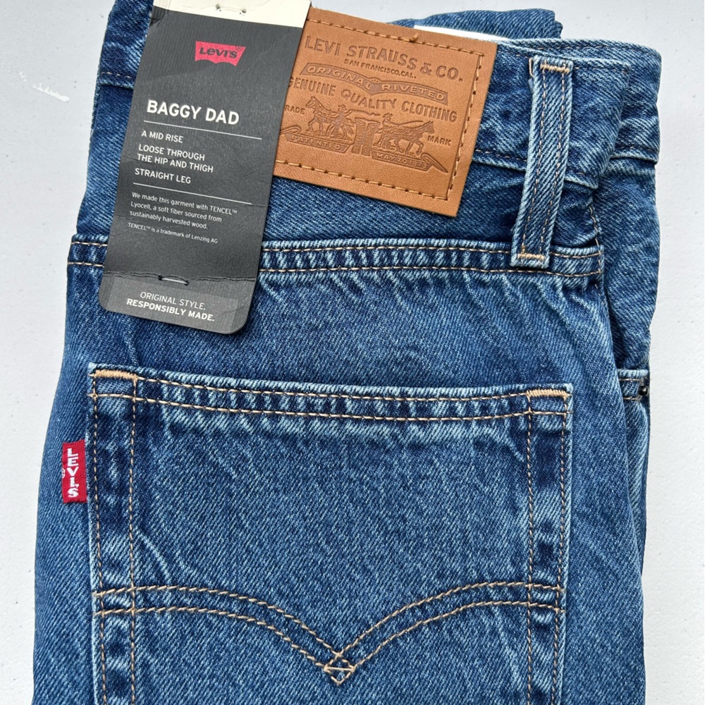 Levi's Men's Relaxed Fit Blue Jeans